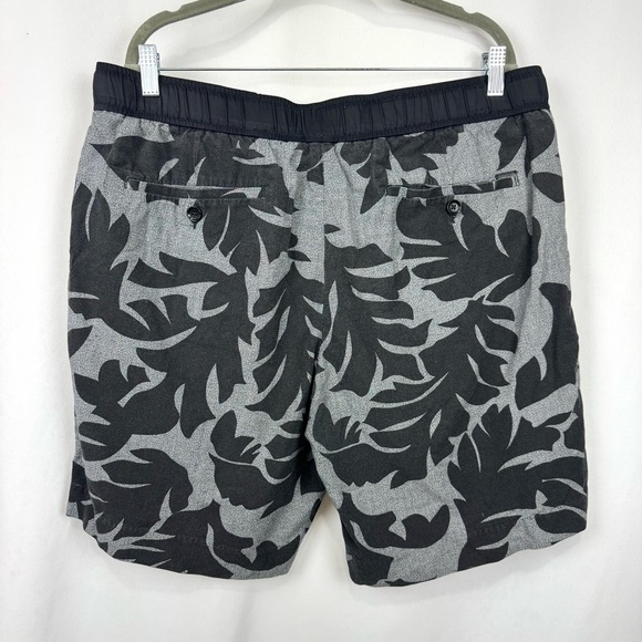 Diesel Men’s XXL Black & Grey Palm Gradient Shorts Cotton Casual /Coastal Resort - Picture 3 of 11